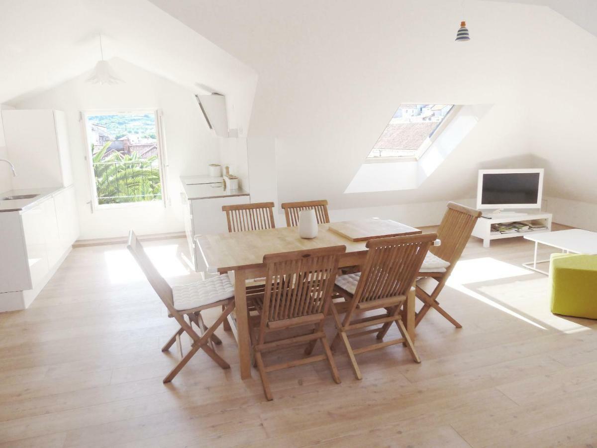 Hvar Attic Modern Design - Town Center With A Great View Hvar Town Exterior foto